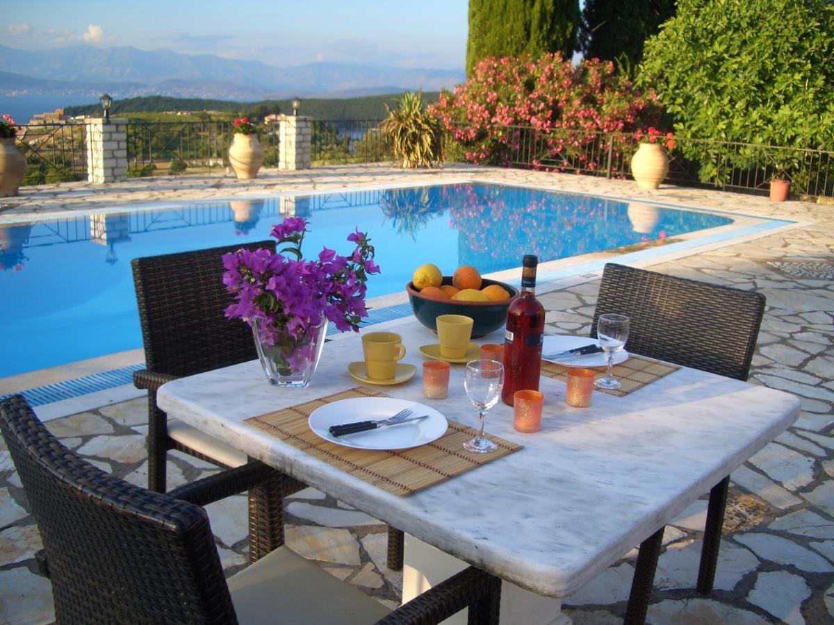 Villa Bacchus Kassiopi Corfu Extérieur photo
