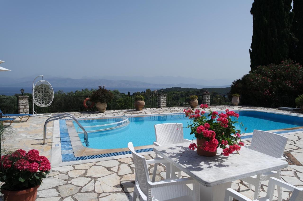 Villa Bacchus Kassiopi Corfu Extérieur photo
